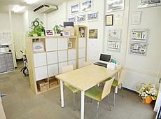 ������Ё@�A�[�g�n�E�W���O����