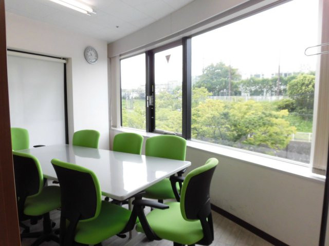 �听�L�y�s���Y�̔�������� �V�S�����u�Z���^�[
����