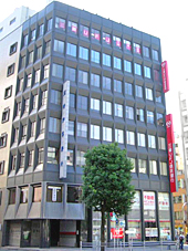 �O�HUFJ�s���Y�̔�������Ё@���Z���^�[�O��